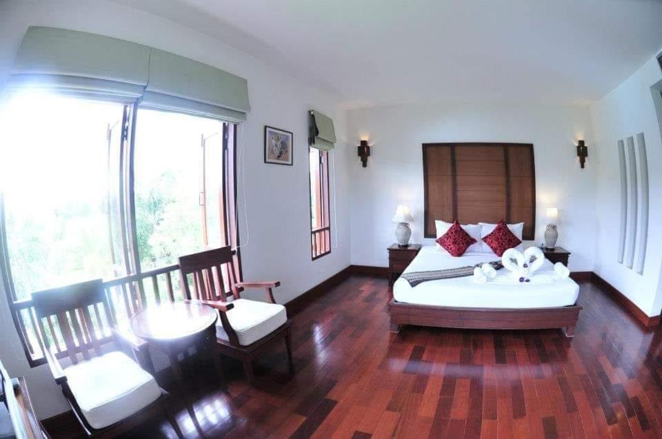 Teak Garden Resort, Chiang Rai Bagian luar foto