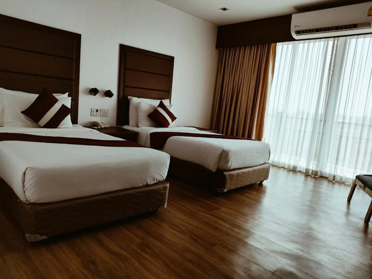 Teak Garden Resort, Chiang Rai Bagian luar foto