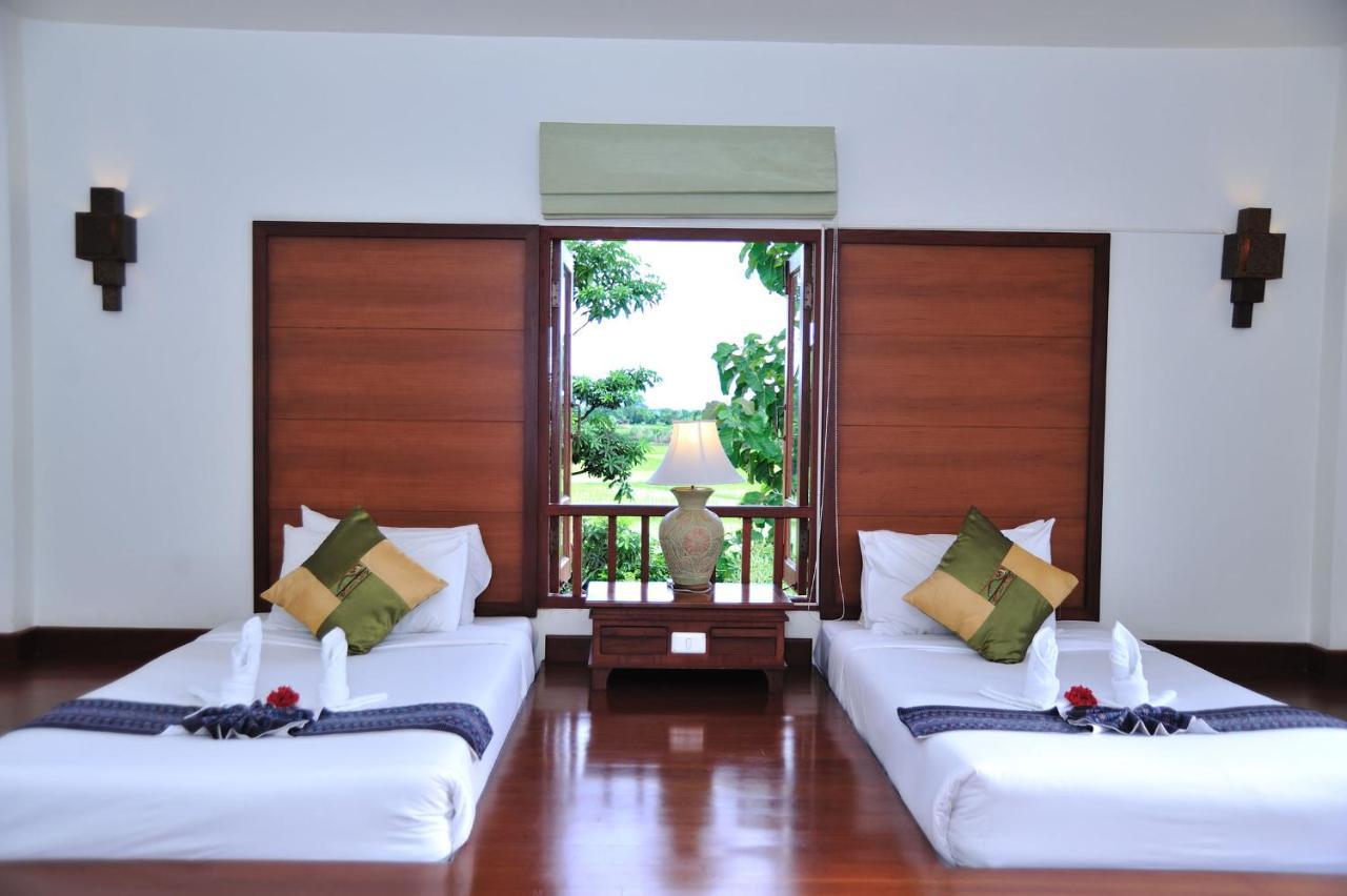 Teak Garden Resort, Chiang Rai Bagian luar foto