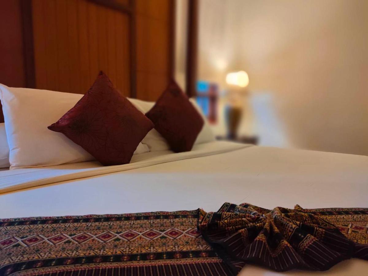 Teak Garden Resort, Chiang Rai Bagian luar foto